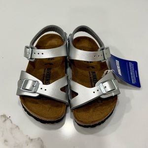 NWT Birkenstock Rio Kids silver sandal